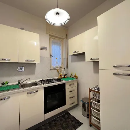 Apartment A 2 Passi Dalla Spiaggia - *
